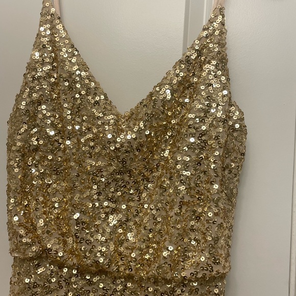 B.Darlin Metallic Gold Sequin Gown Size 5/6 - Picture 4 of 12